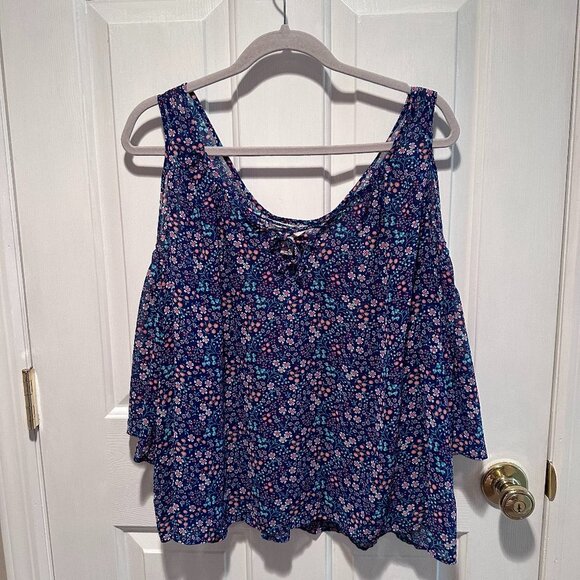 Arizona Jean Company Tops - Arizona Jean Blue Floral Off the Shoulder Flare Sleeve Blouse Size L NWT